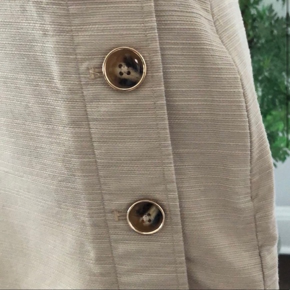 Ann Taylor beige pencil skirt, size 4 - Picture 2 of 5